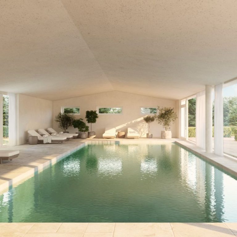 Piscine du spa du Château de Cîteaux