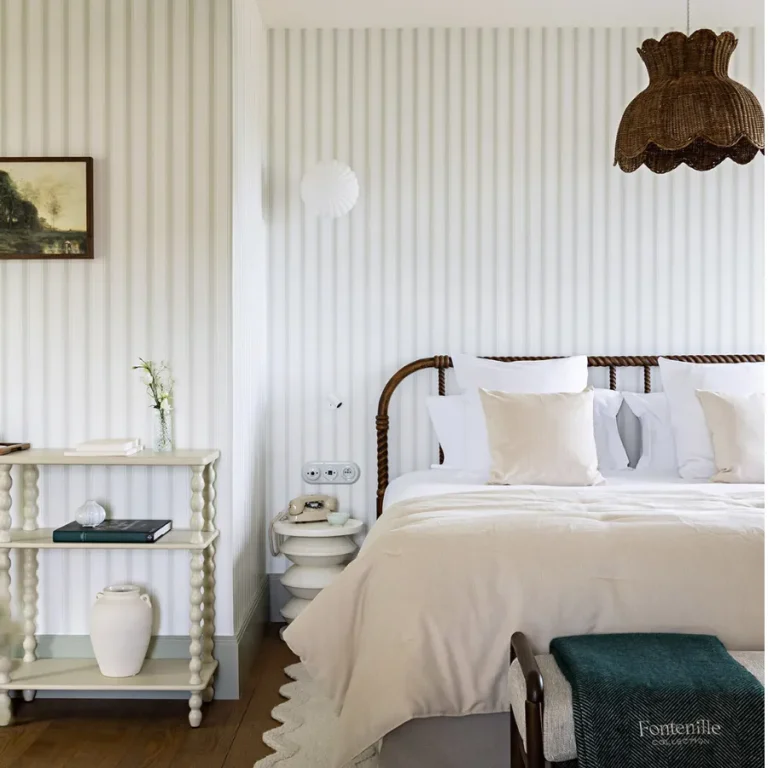 hotel-chateau-de-citeaux-bourgogne-camera-suite-letto